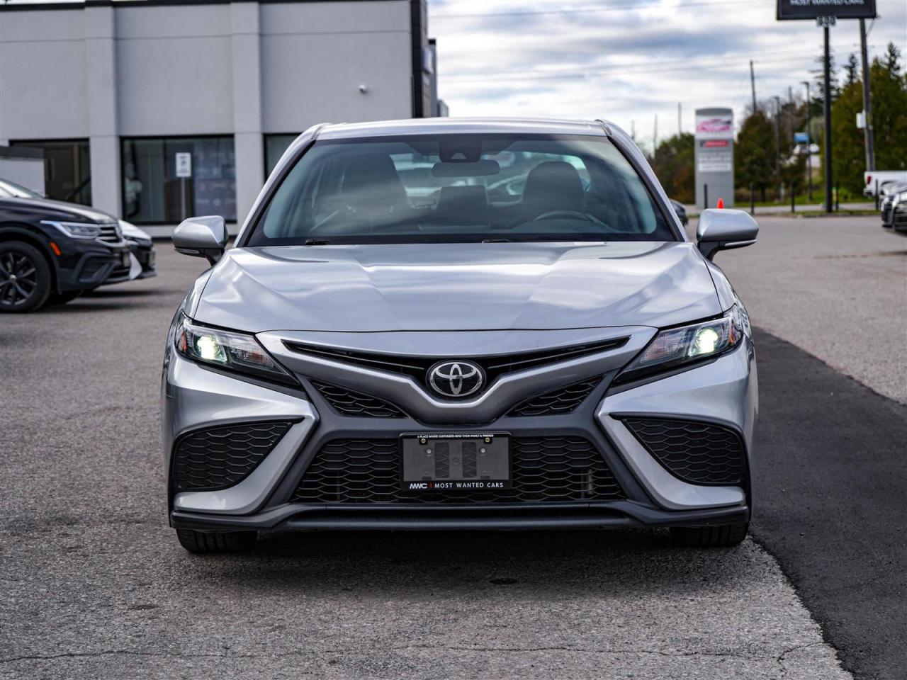 2022 Toyota Camry SE | NO ACCIDENTS | LEATHER | APP CONNECT Photo2