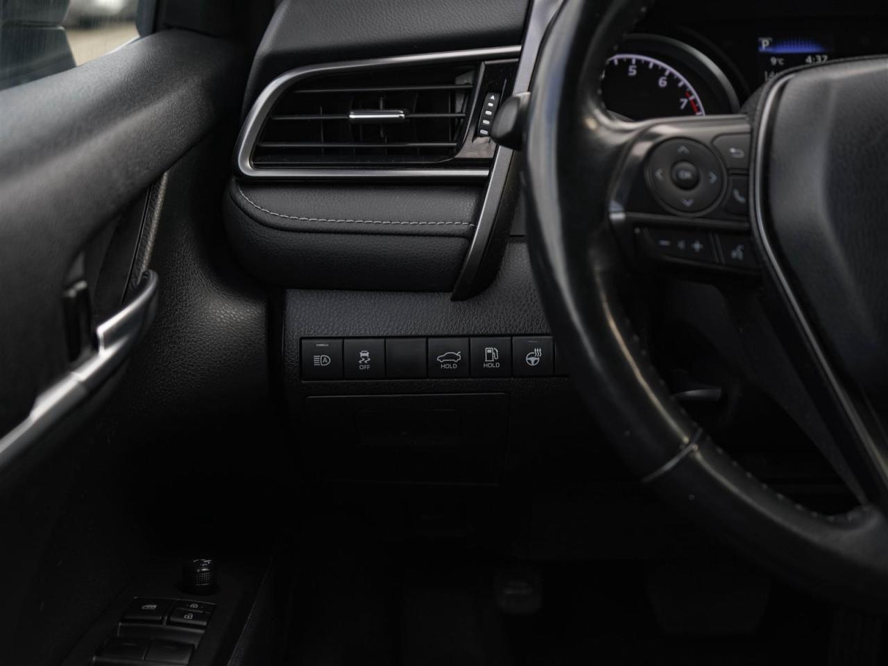 2022 Toyota Camry SE | NO ACCIDENTS | LEATHER | APP CONNECT Photo