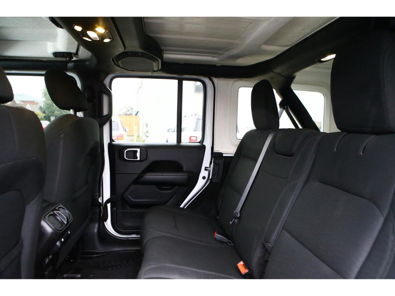 2019 Jeep Wrangler Unlimited Sahara Photo