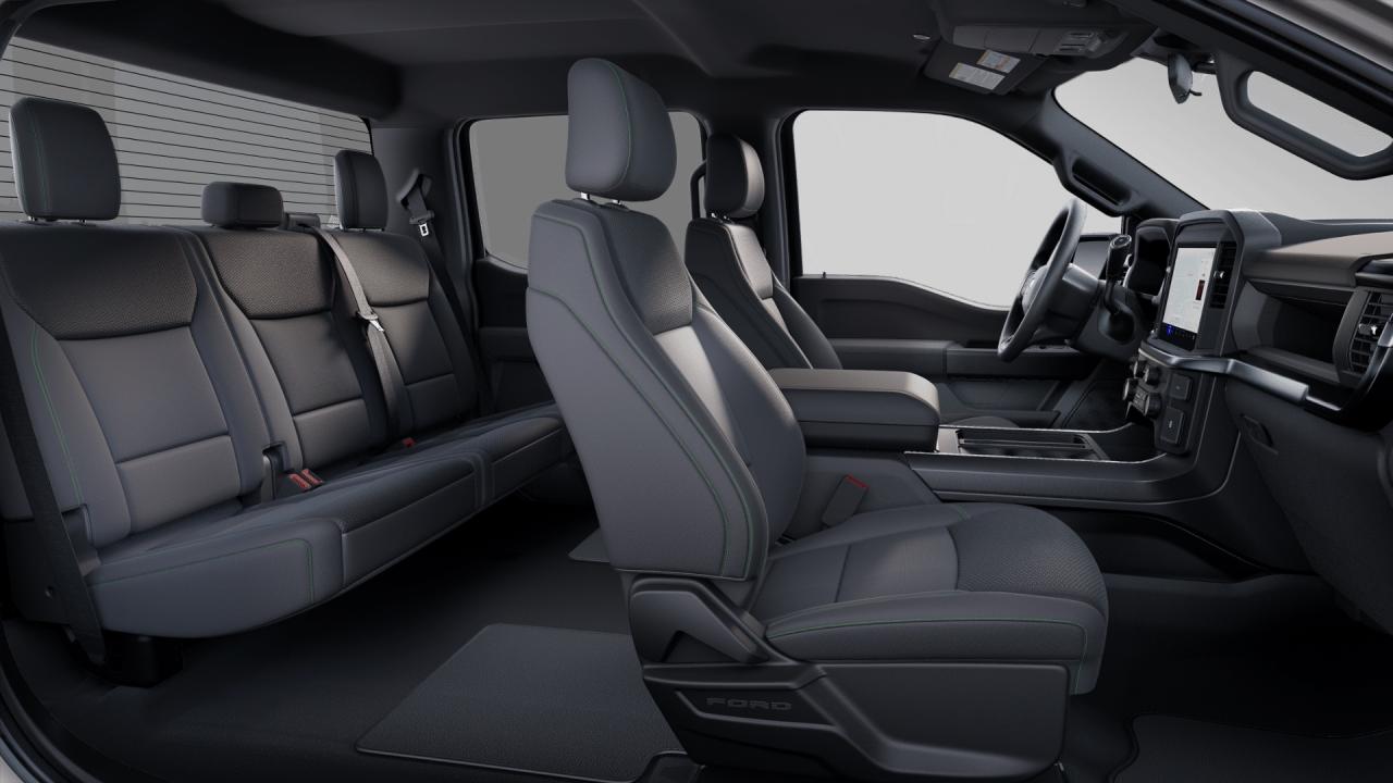 2025 Ford F-150  Photo5