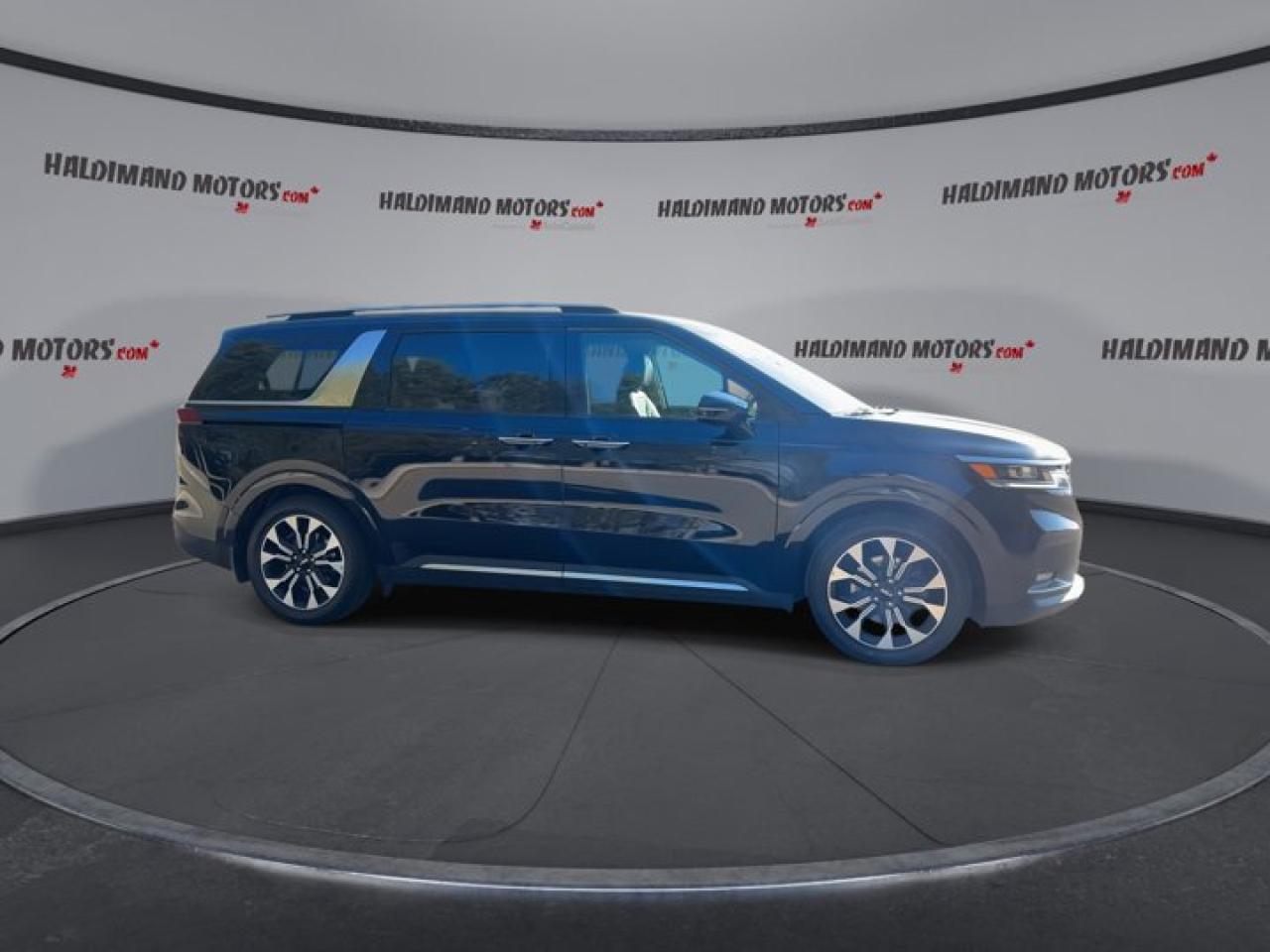 2023 Kia Carnival EX FWD 2nd Row Captain Seats | Leather Seats | 360 Camera Photo