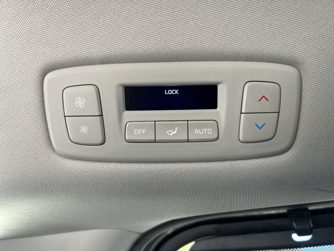 2023 Kia Carnival EX FWD 2nd Row Captain Seats | Leather Seats | 360 Camera Photo