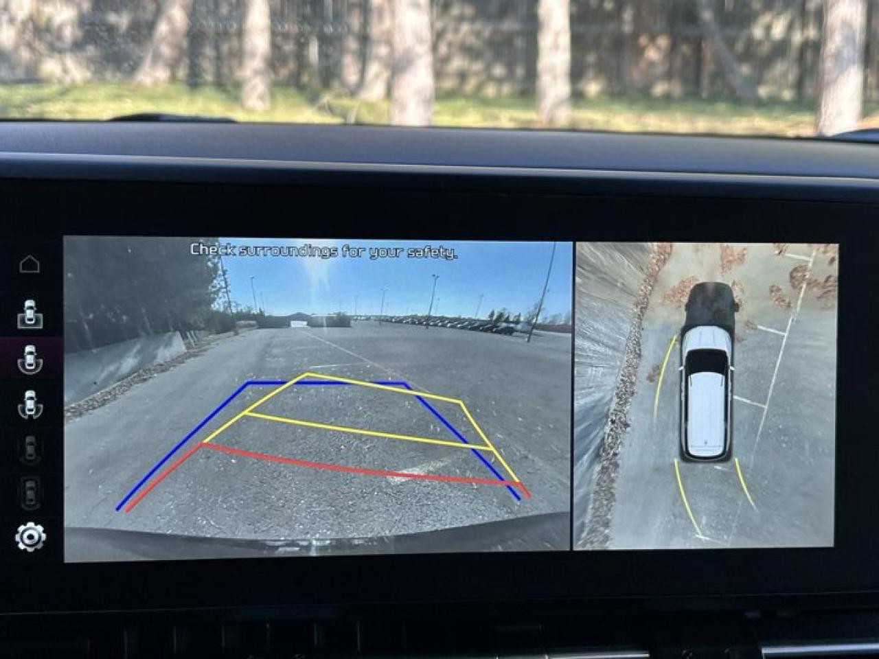 2023 Kia Carnival EX FWD 2nd Row Captain Seats | Leather Seats | 360 Camera Photo