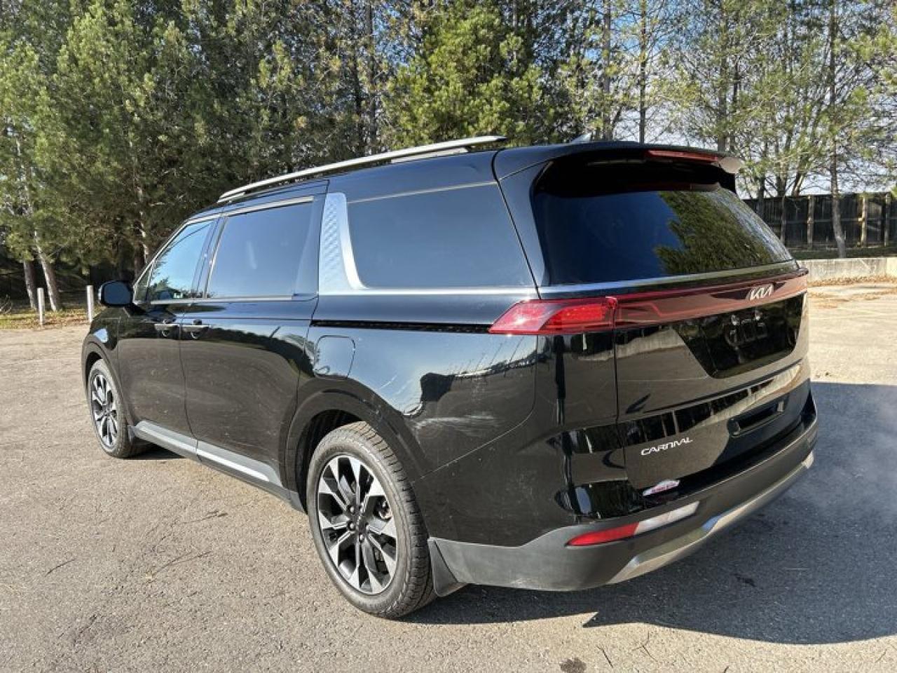 2023 Kia Carnival EX FWD 2nd Row Captain Seats | Leather Seats | 360 Camera Photo