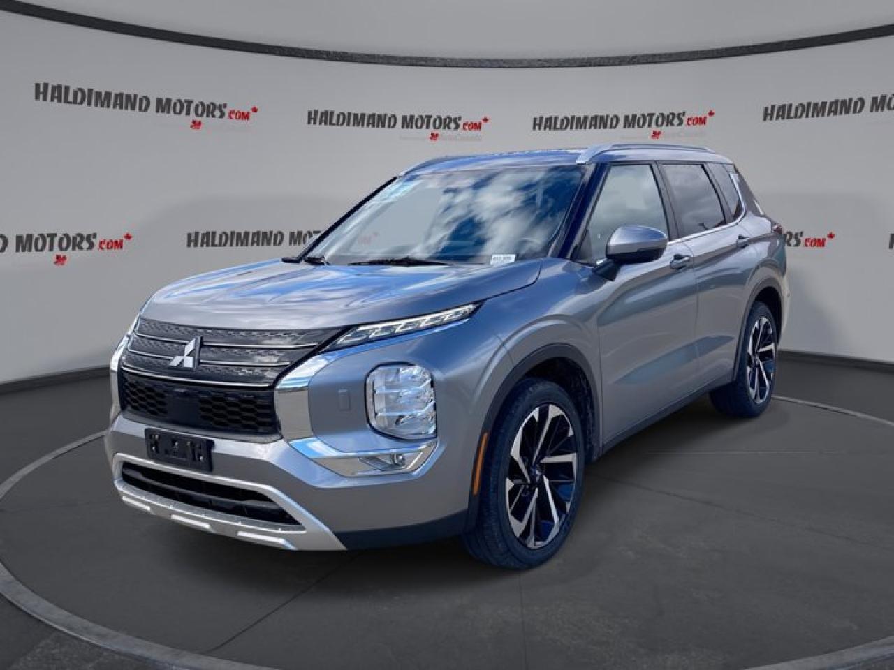 Used 2022 Mitsubishi Outlander LE Premium for sale in Cayuga, ON