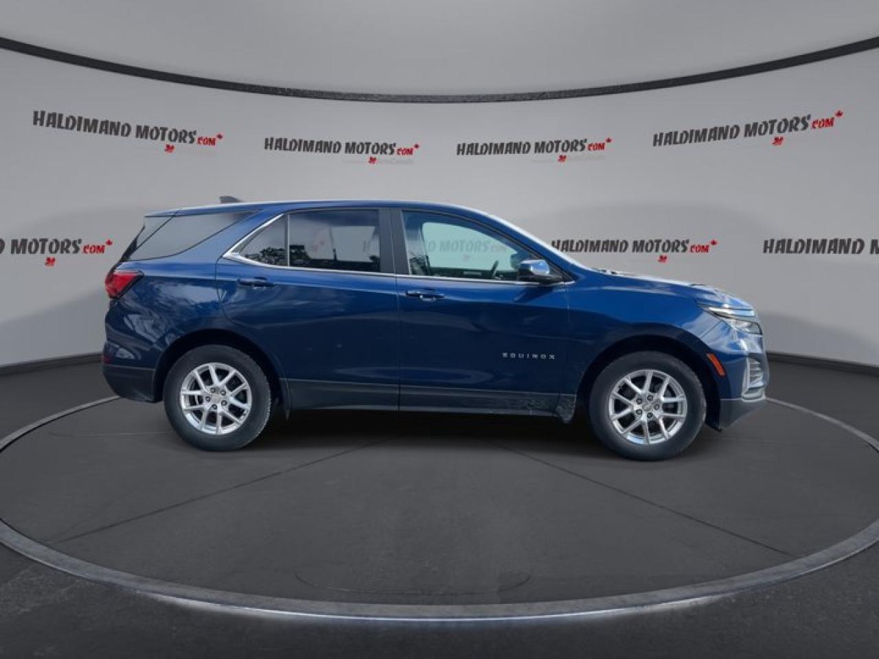 2022 Chevrolet Equinox AWD LT Photo