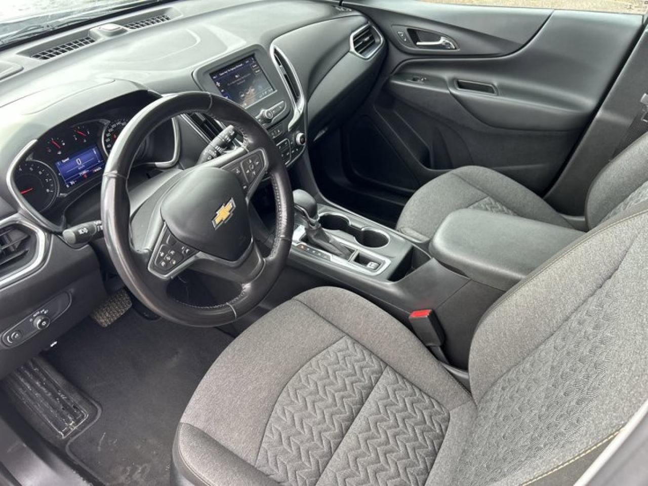 2022 Chevrolet Equinox AWD LT Photo