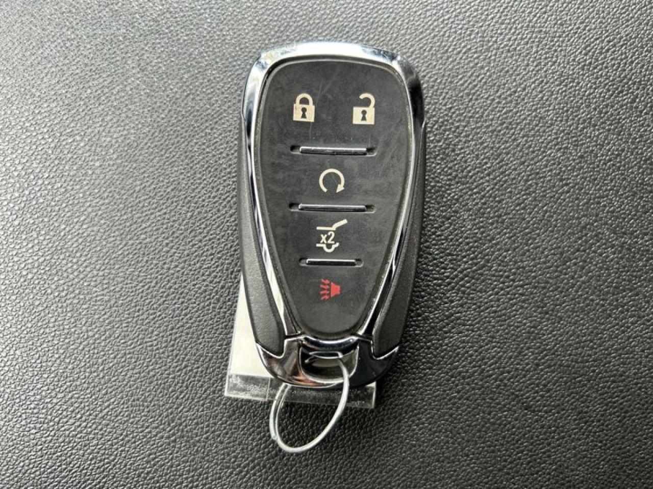 2022 Chevrolet Equinox AWD LT Photo