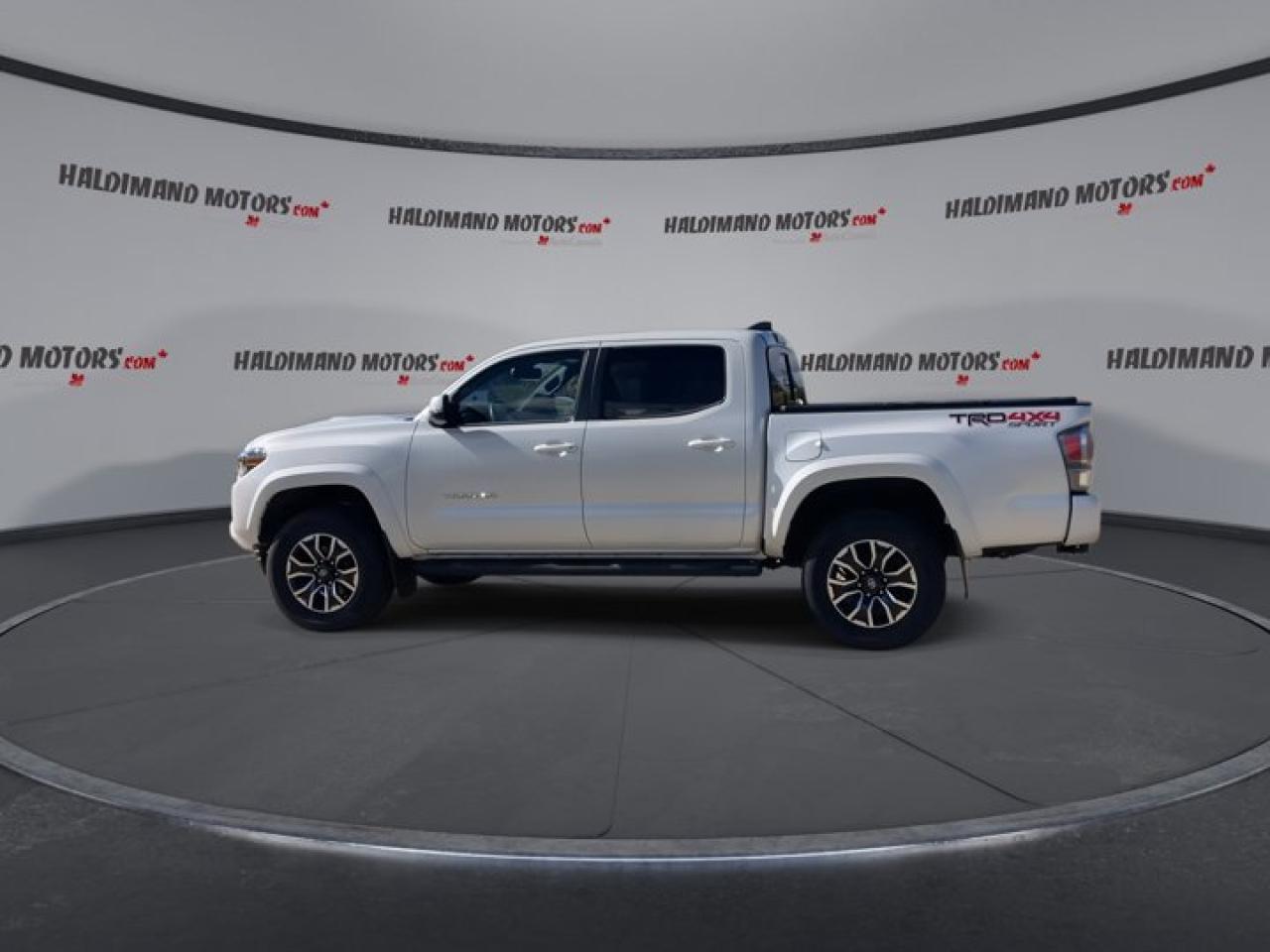 2021 Toyota Tacoma TRD Sport Premium Manual 4x4 | Sunroof | Leather | Nav | Photo