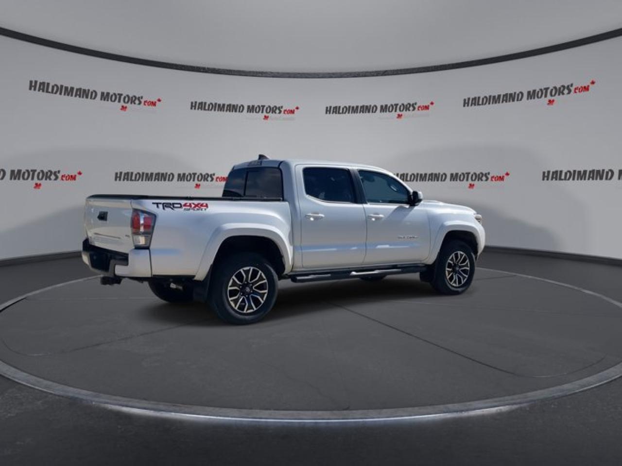2021 Toyota Tacoma TRD Sport Premium Manual 4x4 | Sunroof | Leather | Nav | Photo