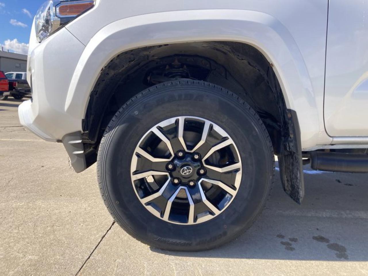 2021 Toyota Tacoma TRD Sport Premium Manual 4x4 | Sunroof | Leather | Nav | Photo