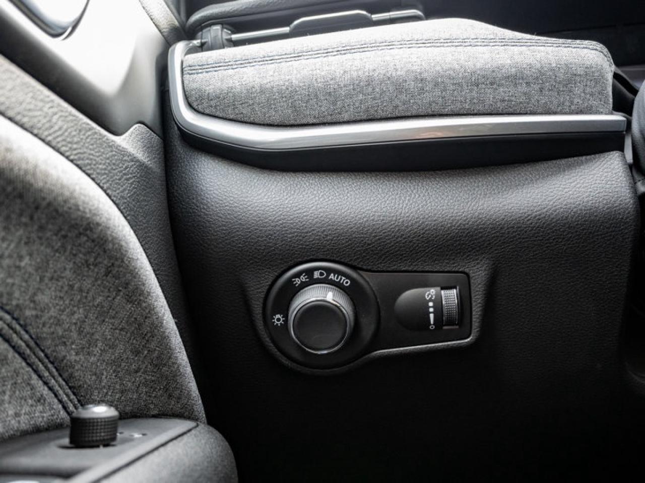 2026 Jeep Compass Sport Photo