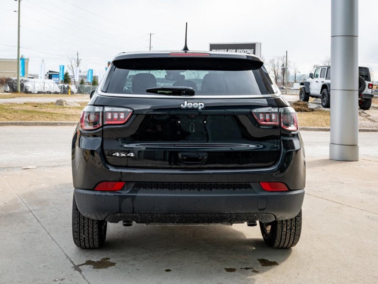 2026 Jeep Compass Sport Photo