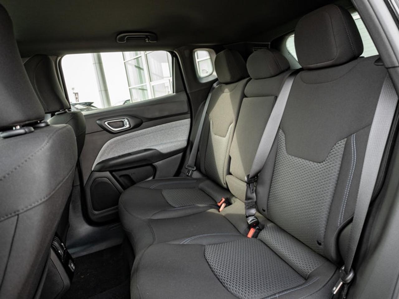 2026 Jeep Compass Sport Photo