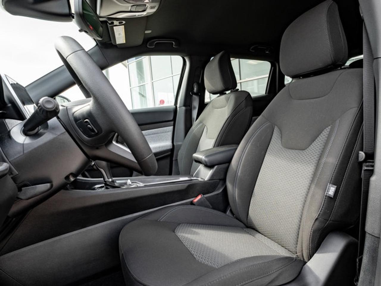 2026 Jeep Compass Sport Photo