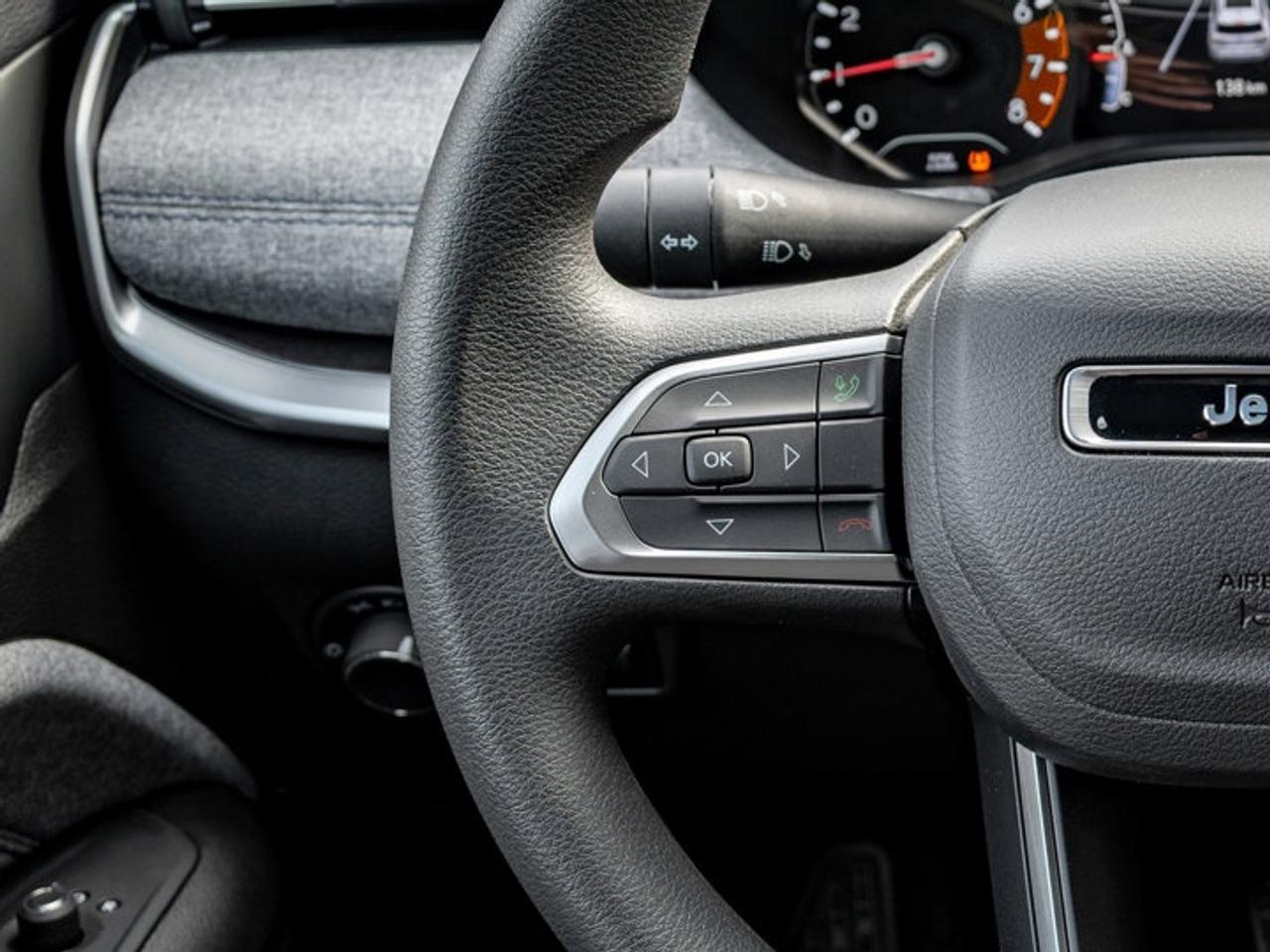 2026 Jeep Compass Sport Photo