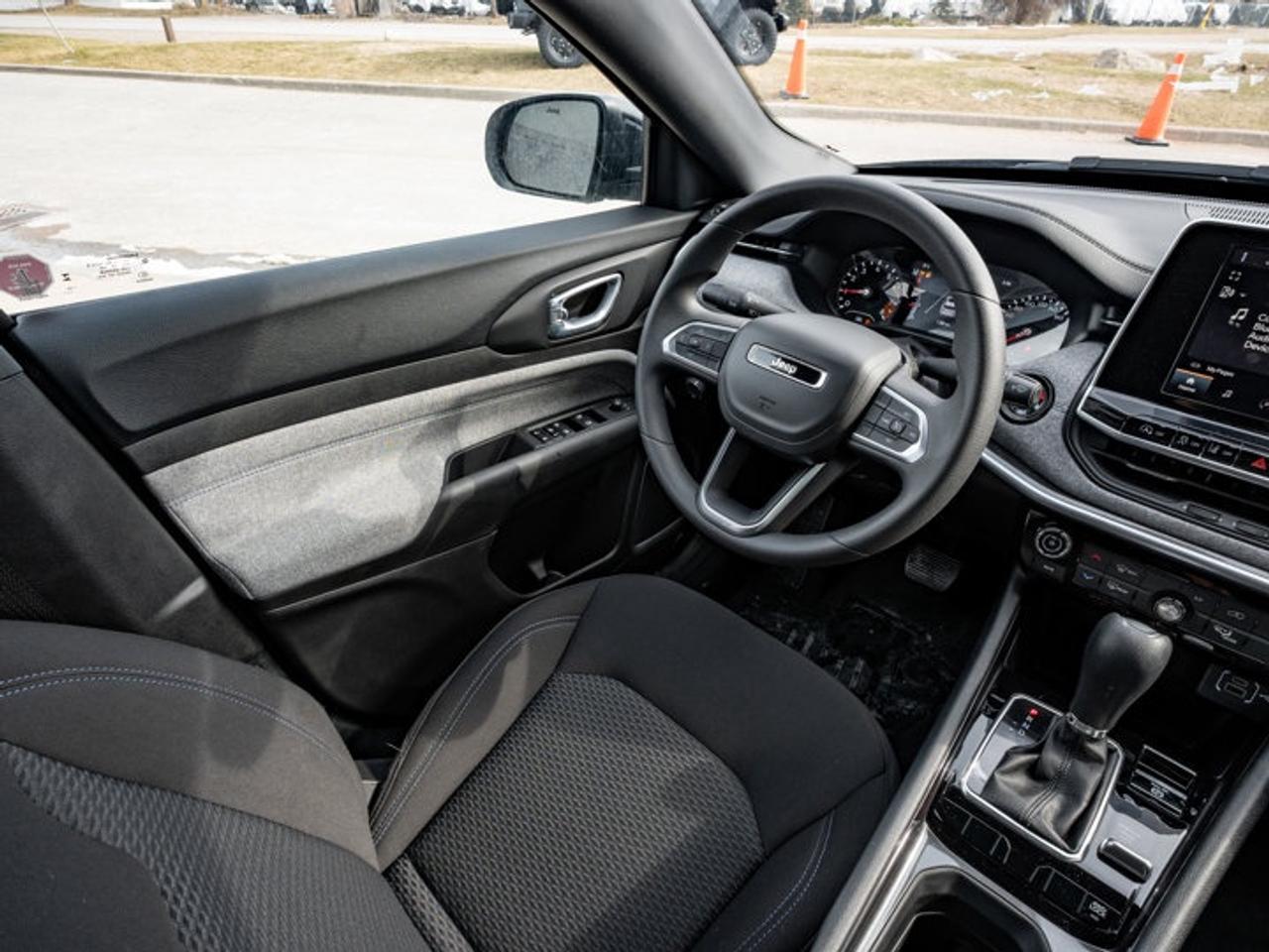 2026 Jeep Compass Sport Photo