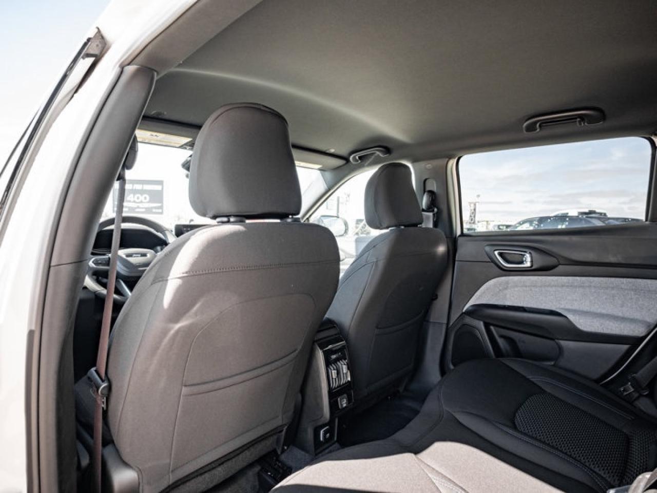 2026 Jeep Compass Sport Photo