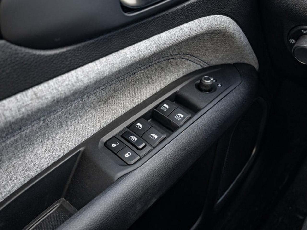 2026 Jeep Compass Sport Photo