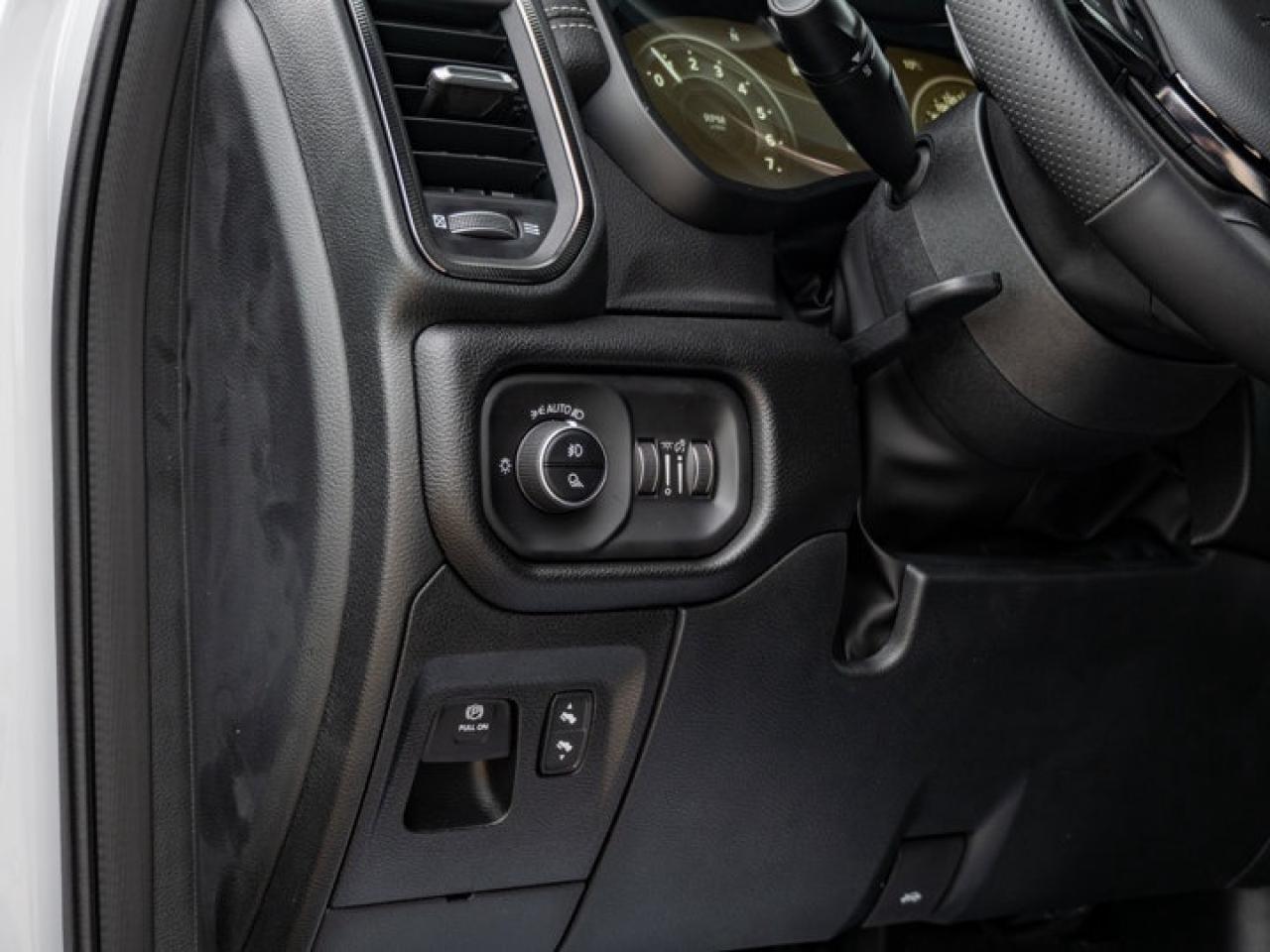 2026 RAM 1500 SPORT Photo