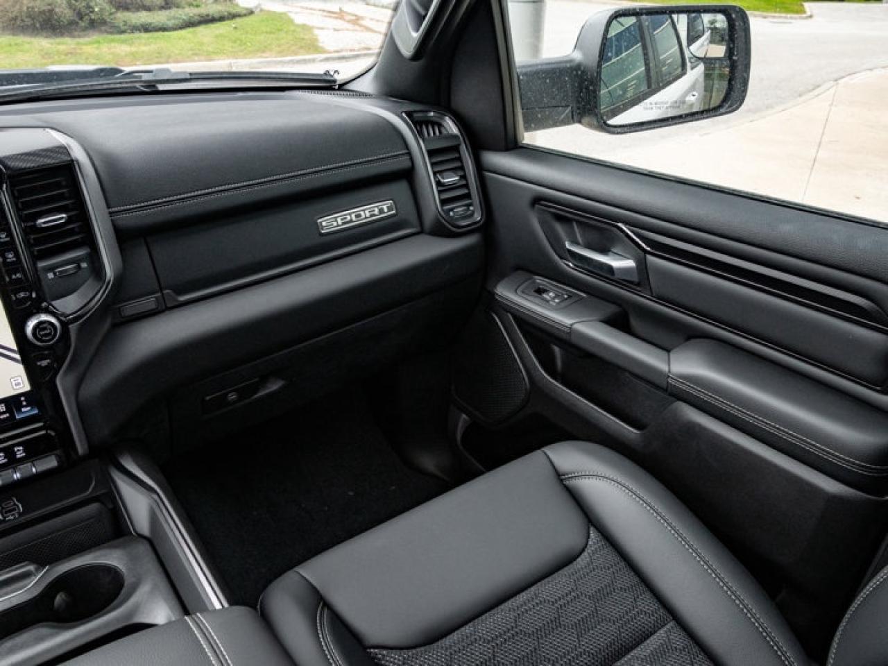 2026 RAM 1500 SPORT Photo