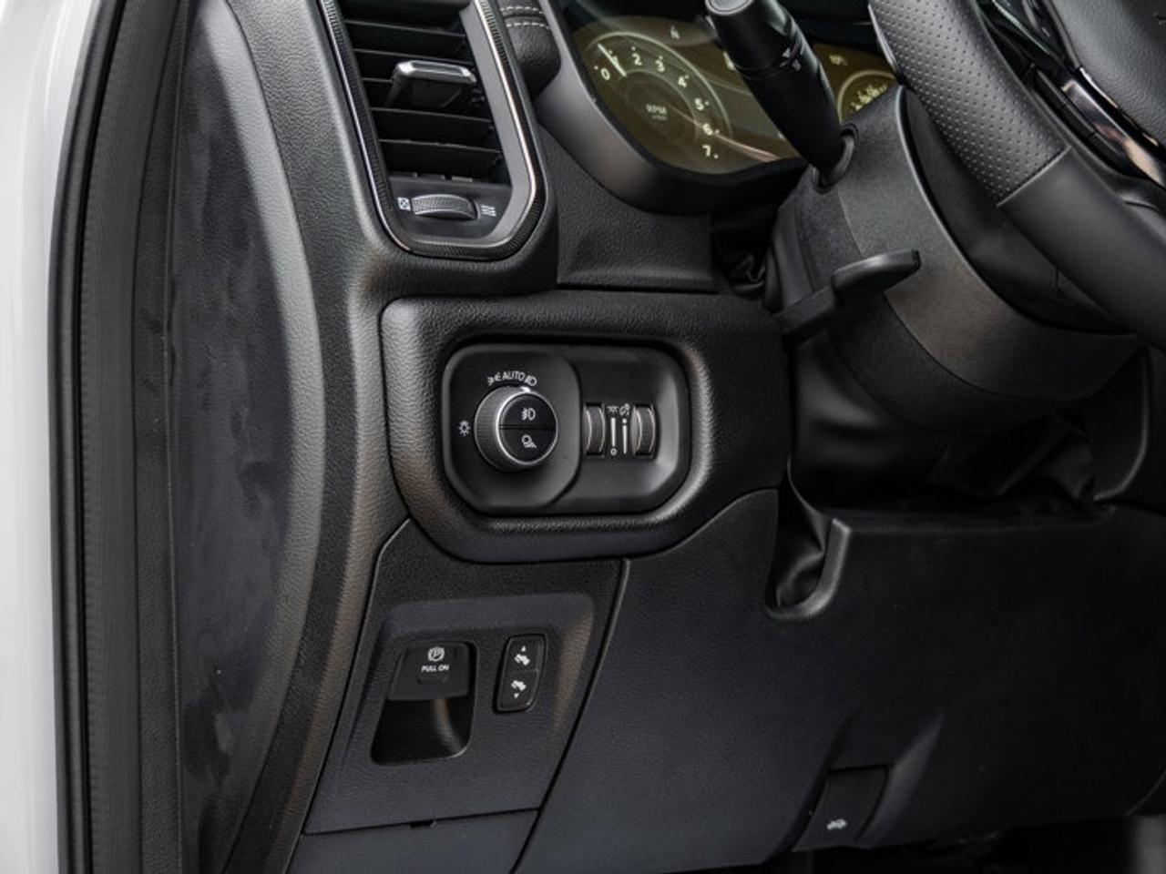 2026 RAM 1500 SPORT Photo