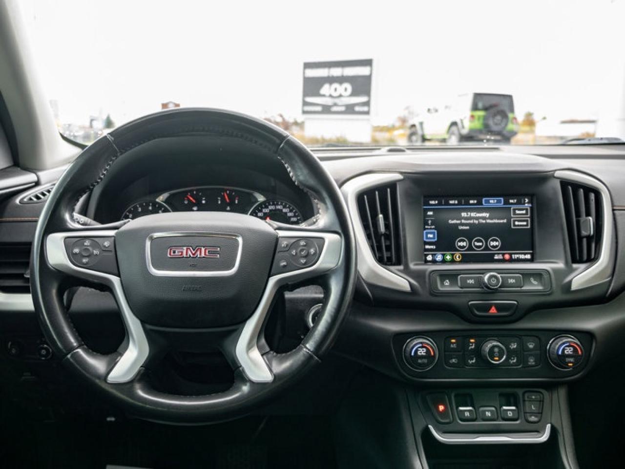 2021 GMC Terrain SLE Photo2