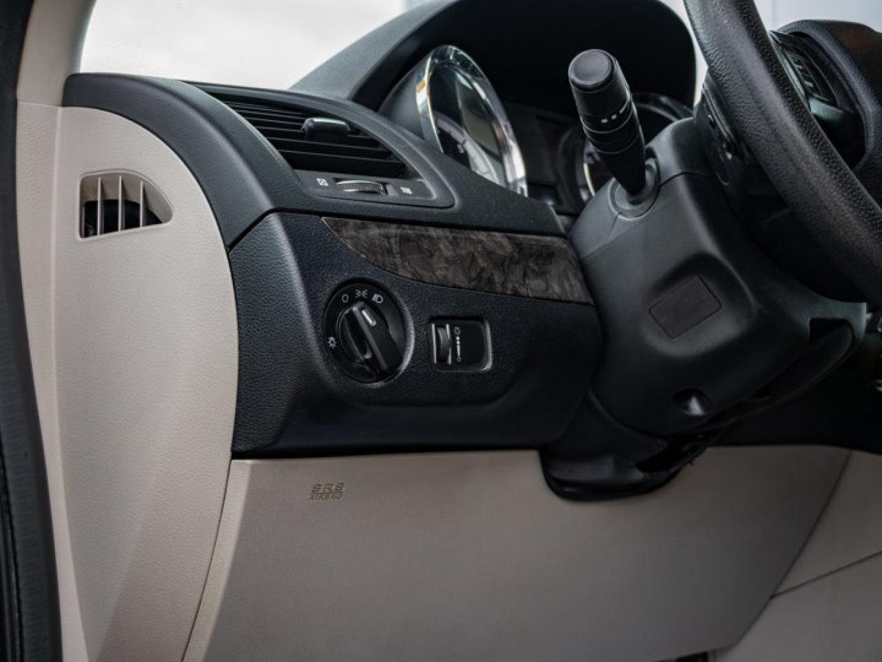 2011 Dodge Grand Caravan SXT Photo