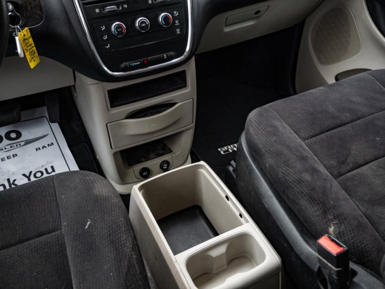 2011 Dodge Grand Caravan SXT Photo