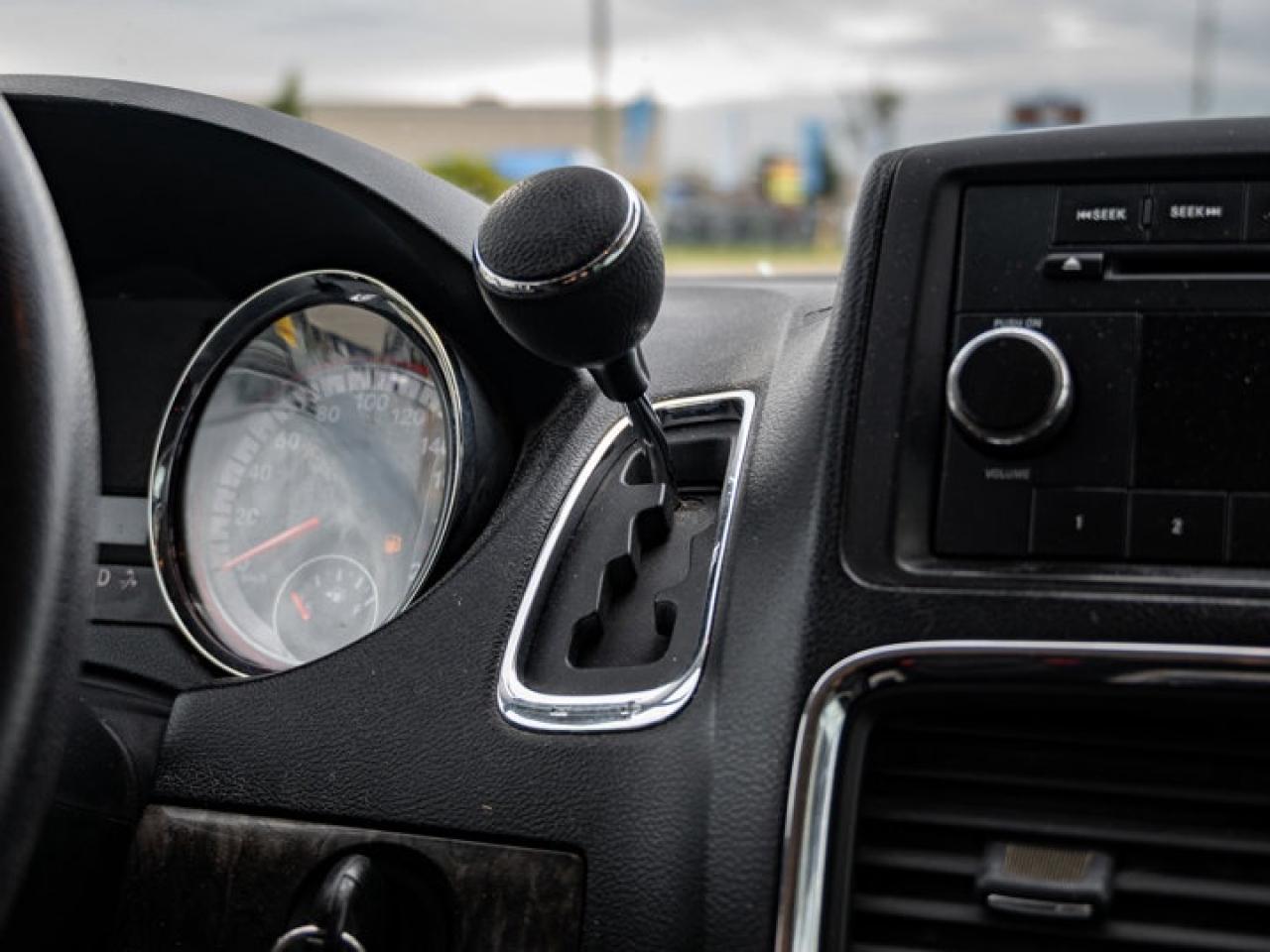 2011 Dodge Grand Caravan SXT Photo