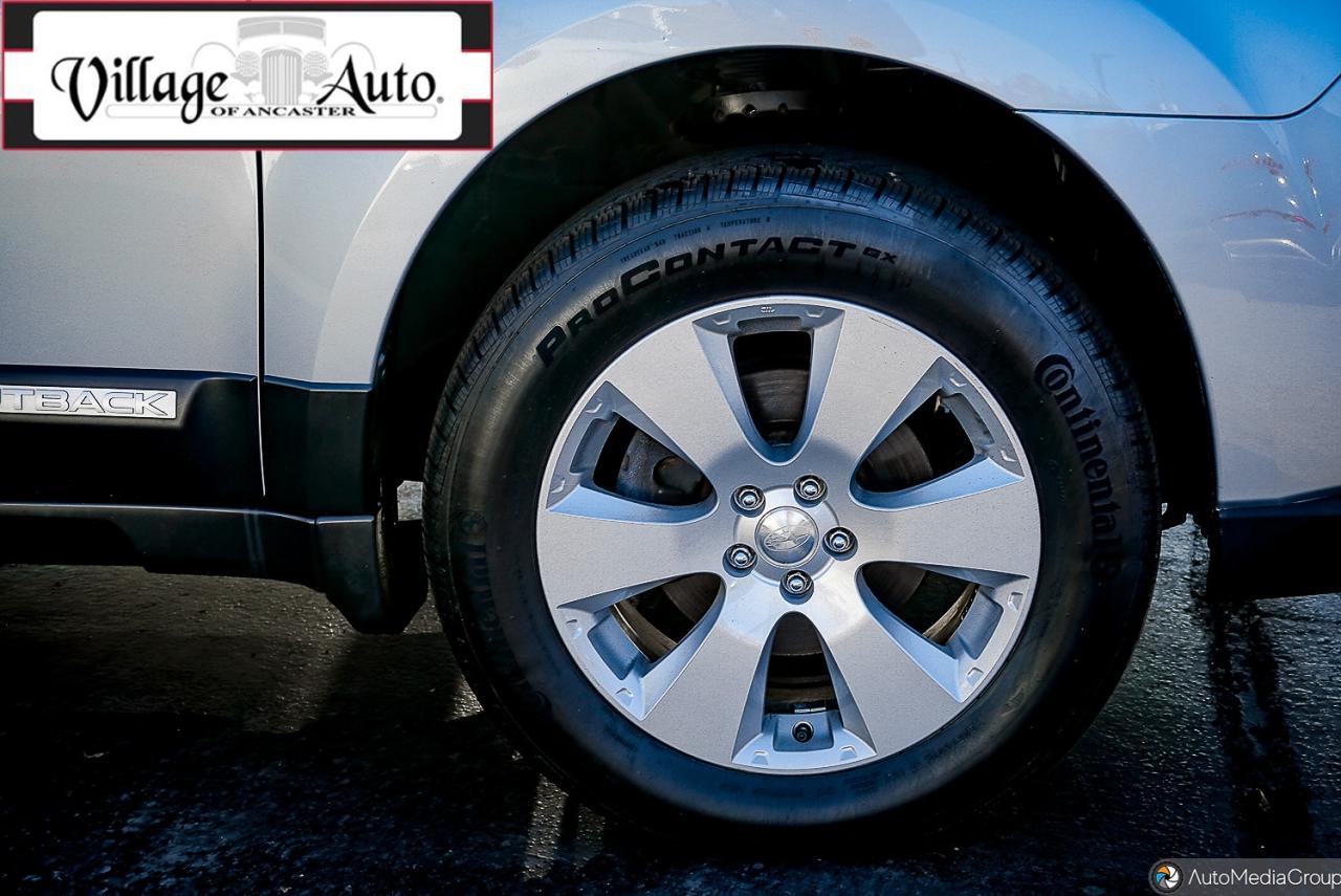 2012 Subaru Outback 2.5i Touring - Photo #11