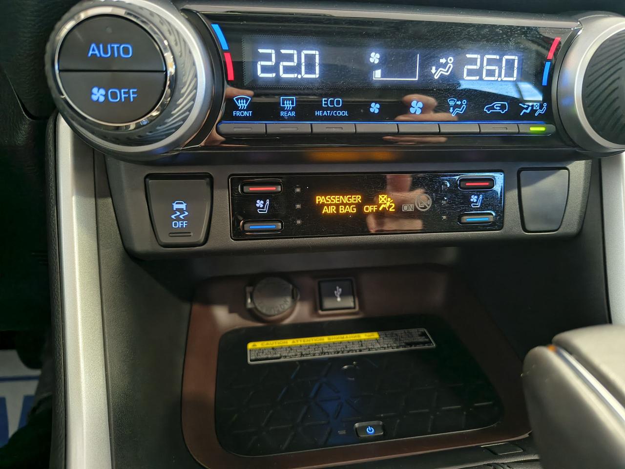 2021 Toyota RAV4 LIMITED AWD Photo0