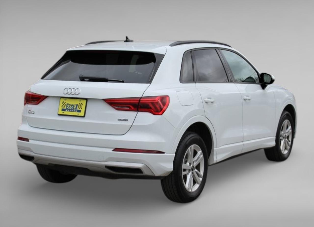 2021 Audi Q3 Komfort*Low K*AWD*Heated Leather*Moon Roof*CarPlay Photo