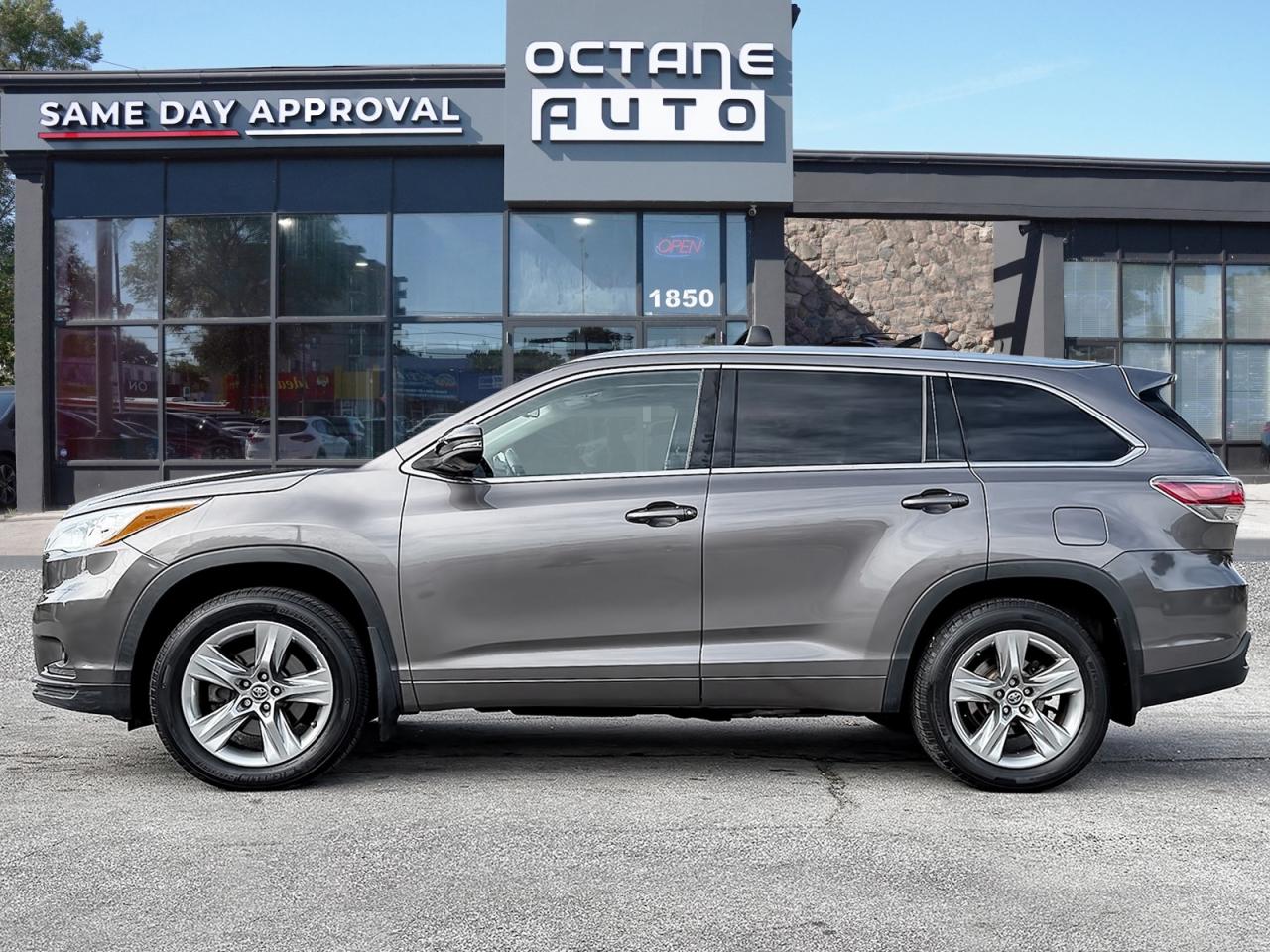 2016 Toyota Highlander Limited AWD V6 - Photo #3
