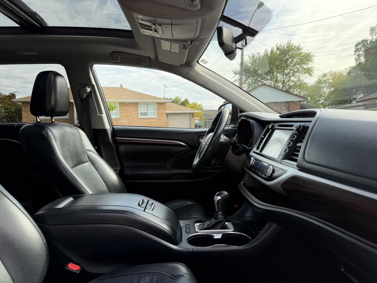 2016 Toyota Highlander Limited AWD V6 - Photo #12