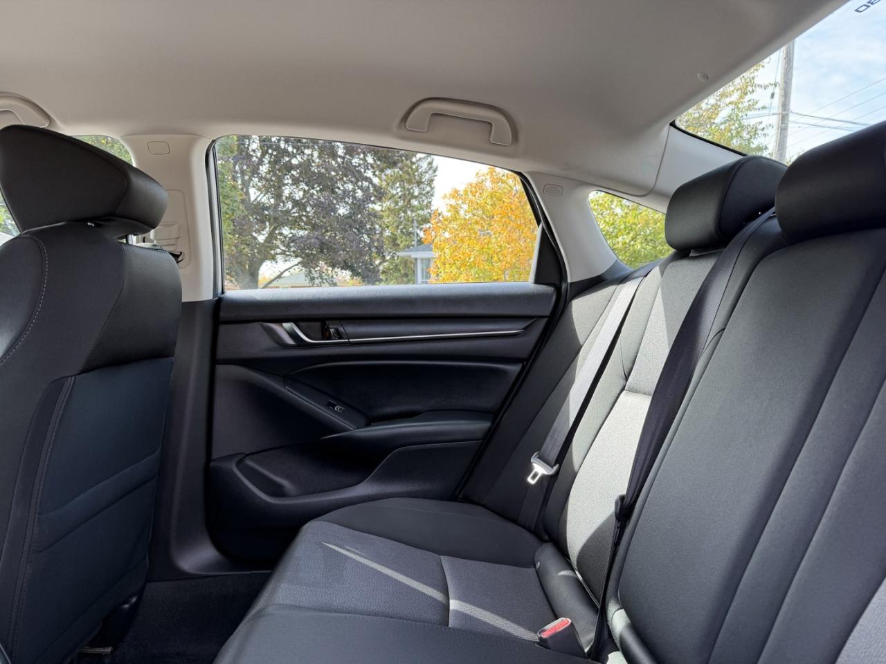 2018 Honda Accord LX CVT - Photo #14