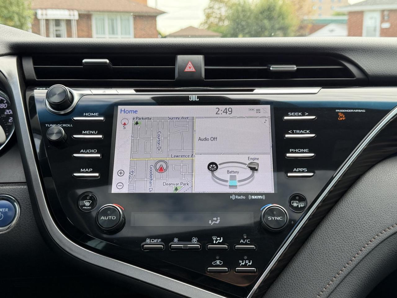 2018 Toyota Camry HYBRID XLE - Photo #19