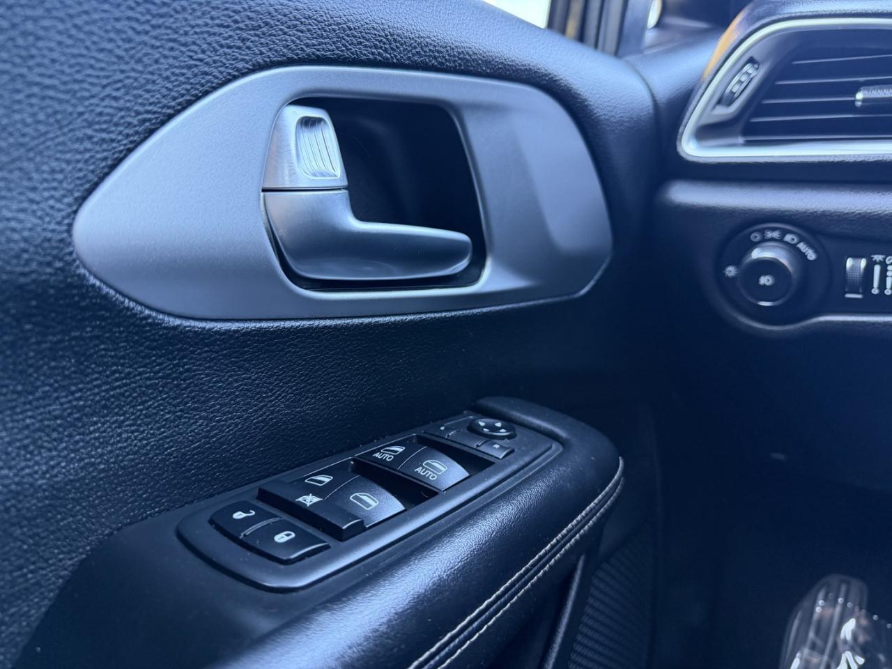 2019 Chrysler Pacifica Touring Plus - Photo #26
