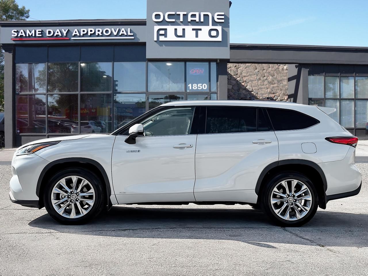 2021 Toyota Highlander HYBRID Limited AWD - Photo #3