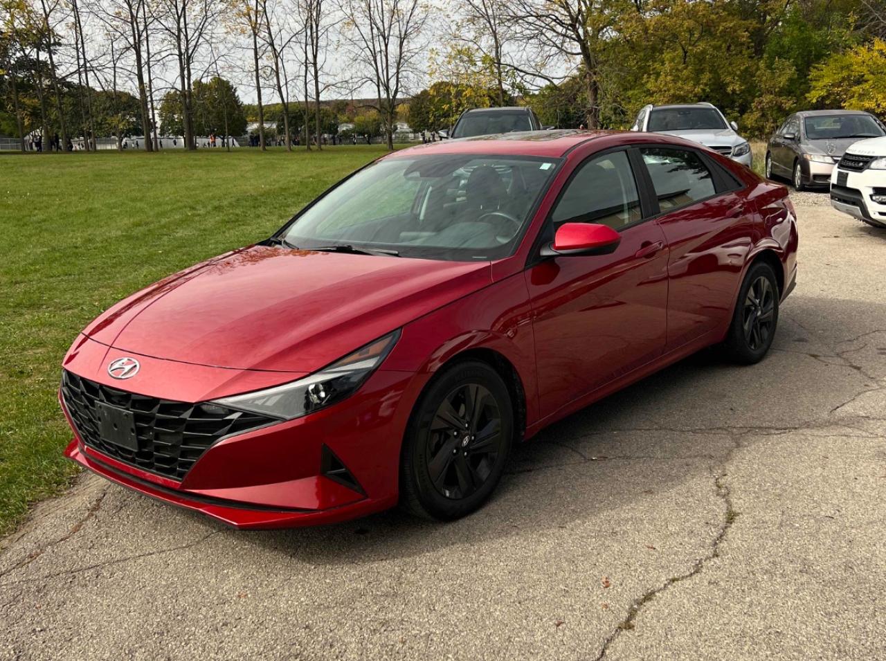 Used 2022 Hyundai Elantra Preferred w/Sun & Tech Package *ONE OWNER / Clean Carfax for sale in Burlington, ON