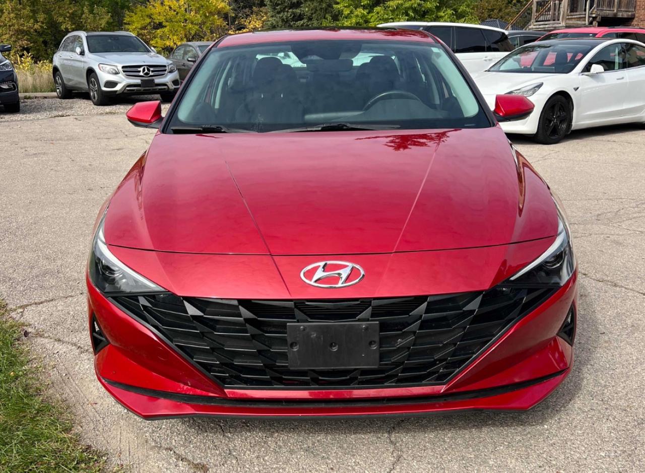 2022 Hyundai Elantra Preferred w/Sun & Tech Package *ONE OWNER / Clean Carfax - Photo #2