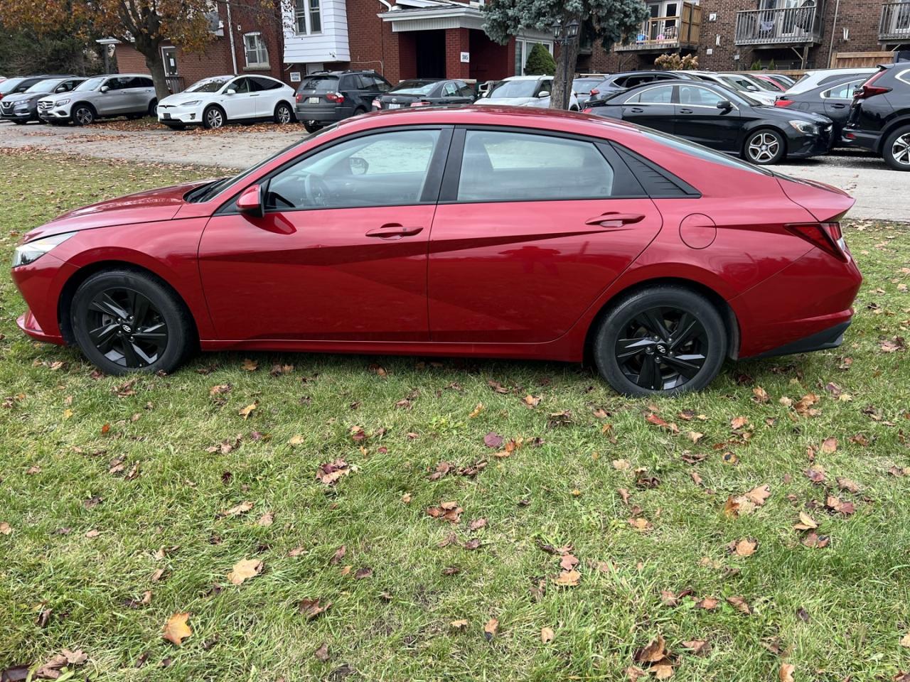 2022 Hyundai Elantra Preferred w/Sun & Tech Package *ONE OWNER / Clean Carfax - Photo #6