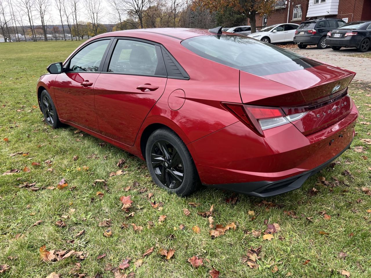 2022 Hyundai Elantra Preferred w/Sun & Tech Package *ONE OWNER / Clean Carfax - Photo #7