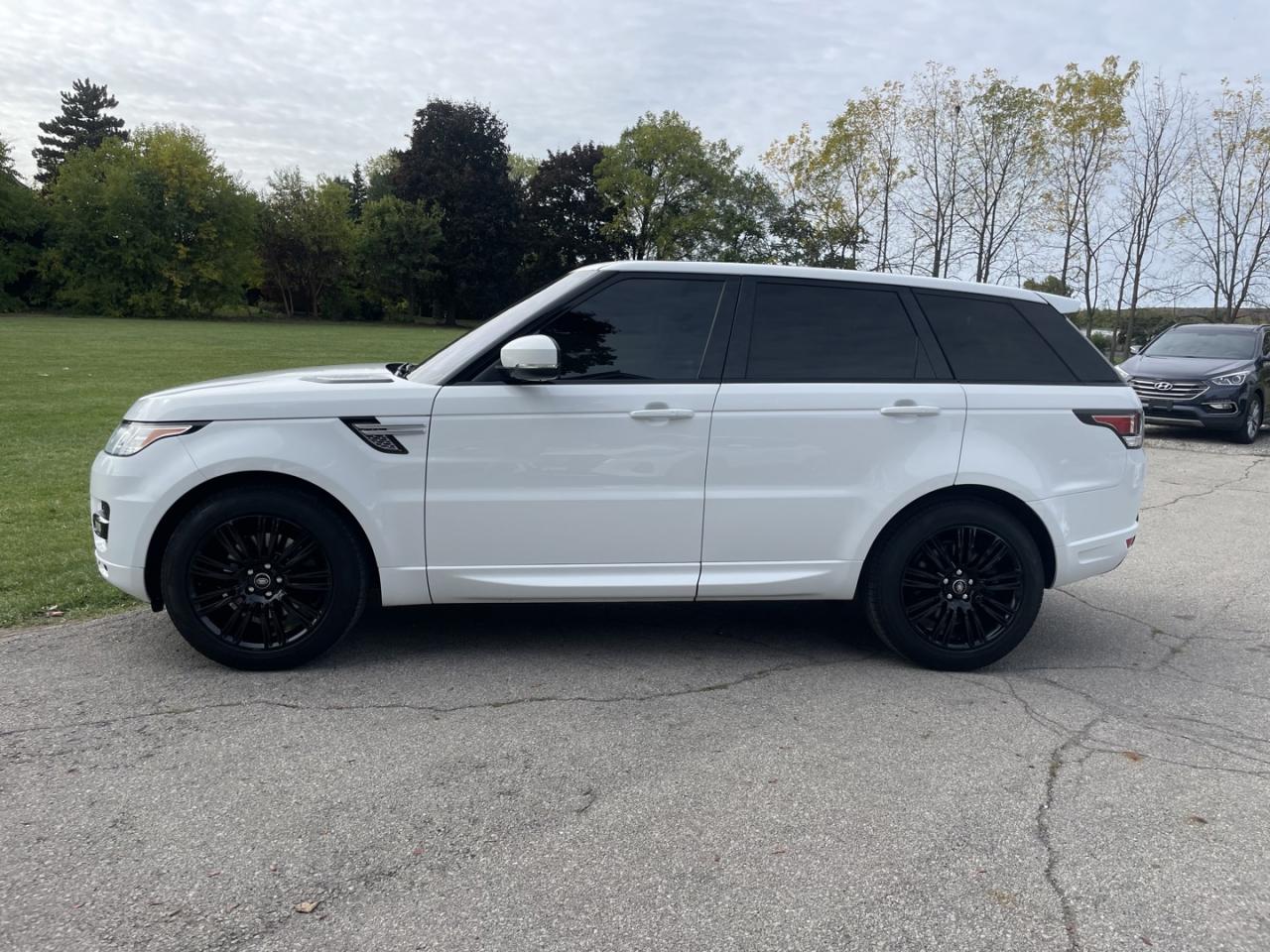 2016 Land Rover Range Rover Sport Td6 HSE * Dealer Serviced / Clean Carfax - Photo #3