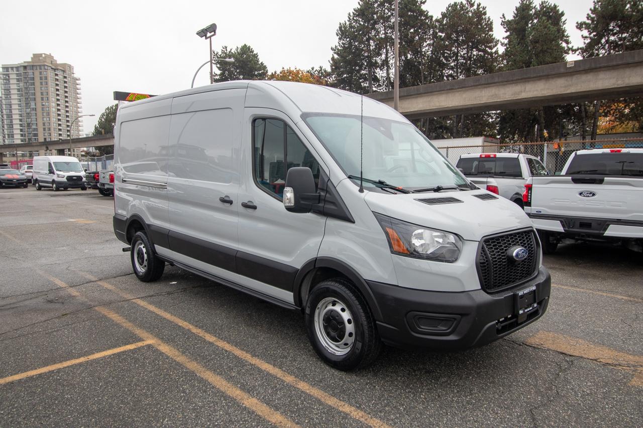 2021 Ford Transit T-250 148" MED RF 9070 GVWR RWD Photo5