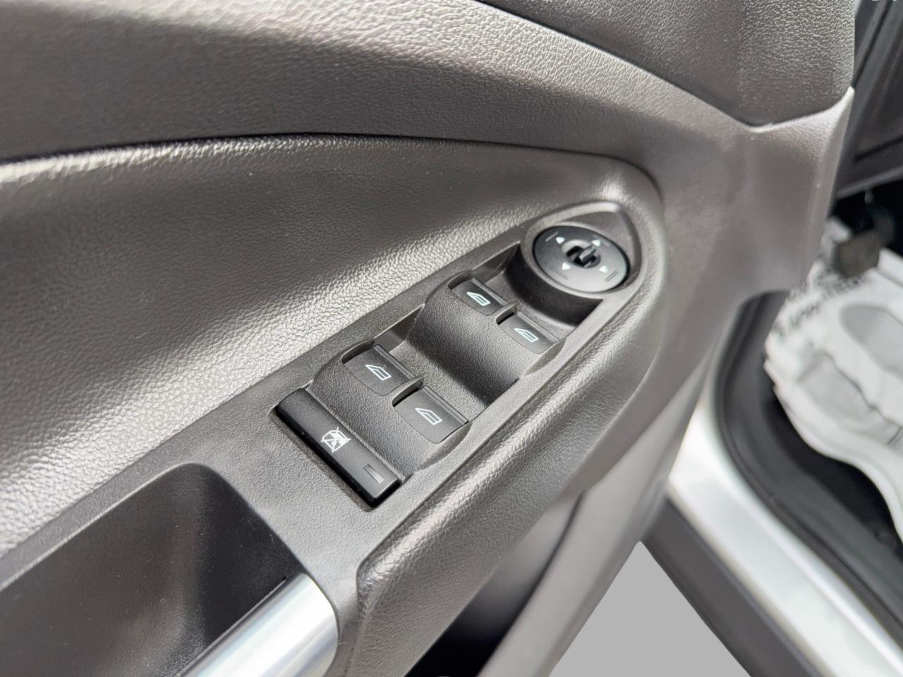 2015 Ford Escape 4WD 4dr SE Photo