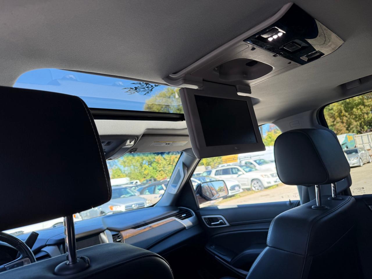 2020 GMC Yukon 4WD 4dr Denali-full loaded Photo