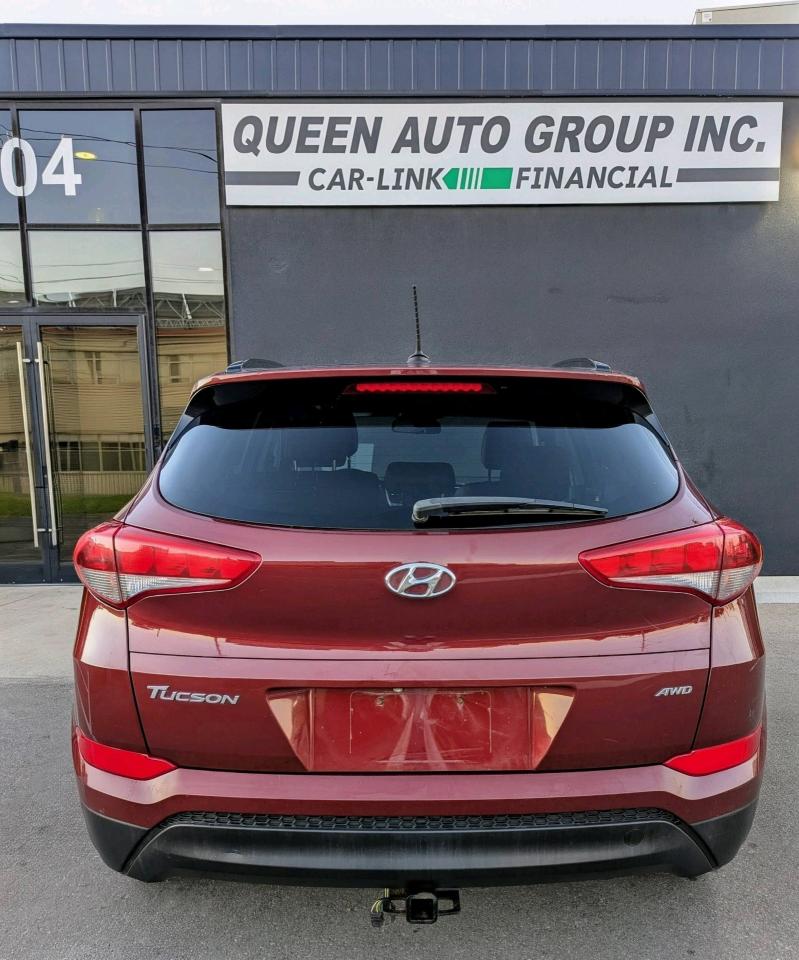 2017 Hyundai Tucson AWD 4dr 2.0L SE LIMITED Photo