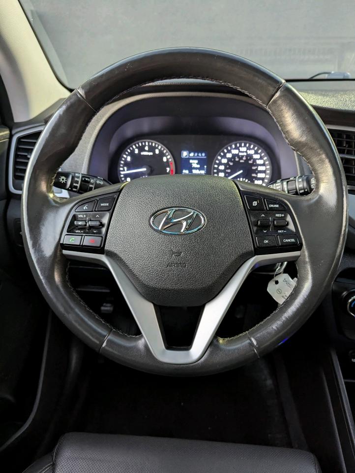 2017 Hyundai Tucson AWD 4dr 2.0L SE LIMITED Photo