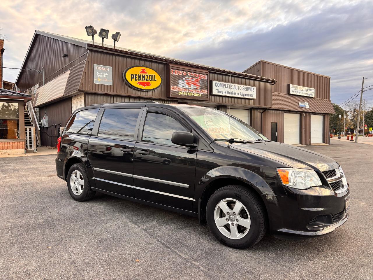 2012 Dodge Grand Caravan GREAT BUY!, DUAL CLIMATE! COMES SAFETY CERTIFIED!